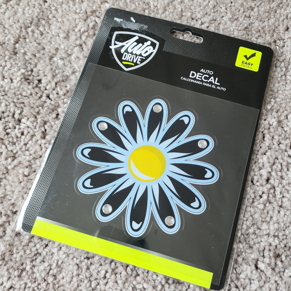 Daisy Vinyl Sticker Decal - Picture 7 of 10